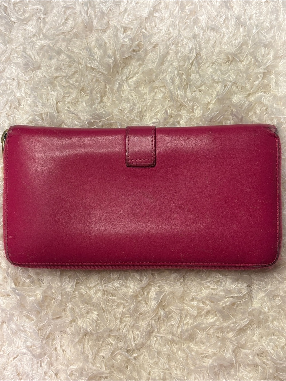 Saint Laurent Classic Y Ligne Zip Around Wallet in fuchsia pink - Picture 4 of 16